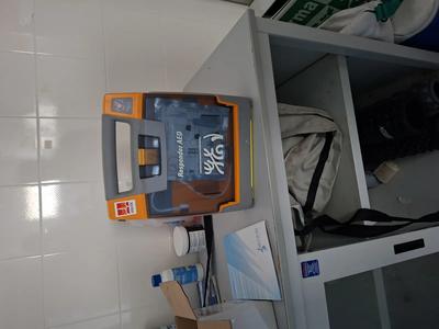 Defibrillatore Pharmapiù (“Smarty saver”) -  Coppe, targhe, medaglie - ...