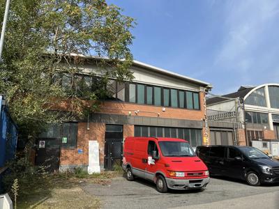 Piena proprietà di unità immobiliare facente parte di un complesso industriale, sito in TORINO, con accesso dal civico n. 128 interno 23 di Strada del Drosso, insistente su appezzamento di terreno in mappa C.T. al Fg. 1473 mappale n. 14