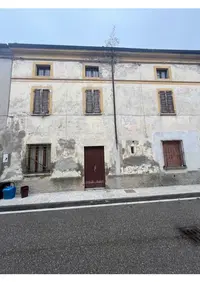 FABBRICATO CIVILE UBICATO A TORNATA (CR) - VIA ROMA 31