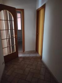 Piena proprietà di appezzamenti di terreno e fabbricato...