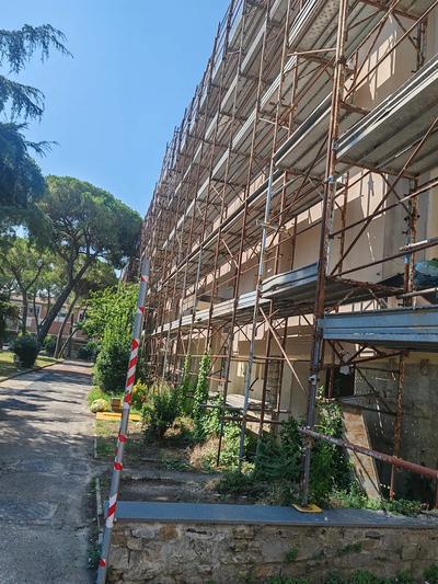 CIRCA 1.500 METRI QUADRI DI PONTEGGIO MONTATO LOTTO 20