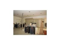 Negozio sup. comm. 521,06 mq. composto da p.t. e piano...