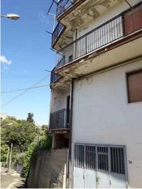 Immobile A3, piani T-1-2 con ulteriori accessi in...
