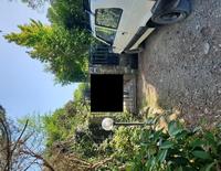 Trattasi di: 1. Unità immobiliare composta al piano...
