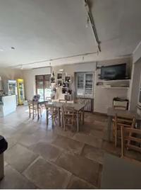 Piena proprietà di porzione di edificio (con contestuale...