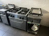 ARREDO/ATTREZZATURA RISTORANTE PIZZERIA, COME DA FOTO.