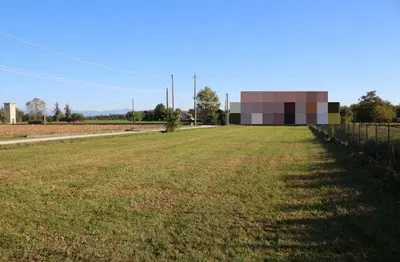 QUOTA DEL 50% DELLA PIENA PROPRIETÀ INDIVISA di abitazione con locali...