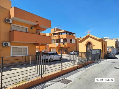Lastrico solare al piano terzo (Pc. 975 - Sub. 42), a Villafranca Tirrena, in Via Baronia, 95, nel complesso “Baronia”. Superficie commerciale totale: 262 mq Per maggiori informazioni visitare il portale www.quimmo.it - Codice annuncio 22527