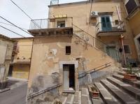 Immobile destinato a civile abitazione posto in...