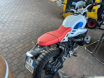 Motociclo Bmw R Nine T targato EV 91287, immatricolata...