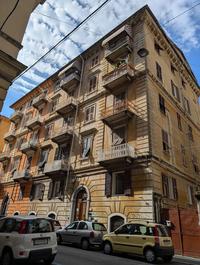 Piena ed intera proprietà per la quota di 1/1 di civile...