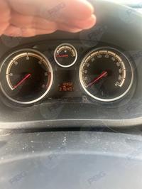 Autovettura Opel  Corsa targa EJ984VE del 2011 con 216401 Km