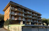 Appartamento al piano seminterrato di una palazzina a...