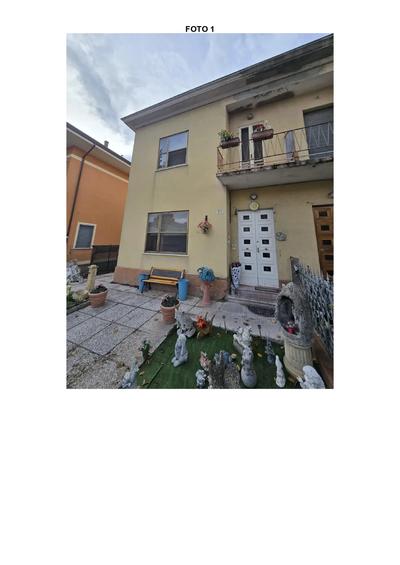  unità immobiliare di civile abitazione, disposta sui...