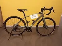 BICICLETTA GRAVEL verde, marcata Ciclofficina