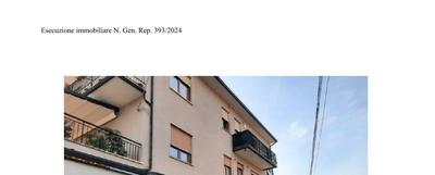 Unità immobiliare a destinazione residenziale al piano secondo di una palazzina condominiale con autorimessa.