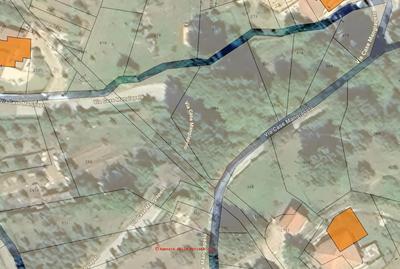 Due terreni agricoli ubicati nella zona periferica in stato di abbandono,...