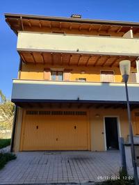 Intera piena proprietà di: Bene n. 24) Villetta a...